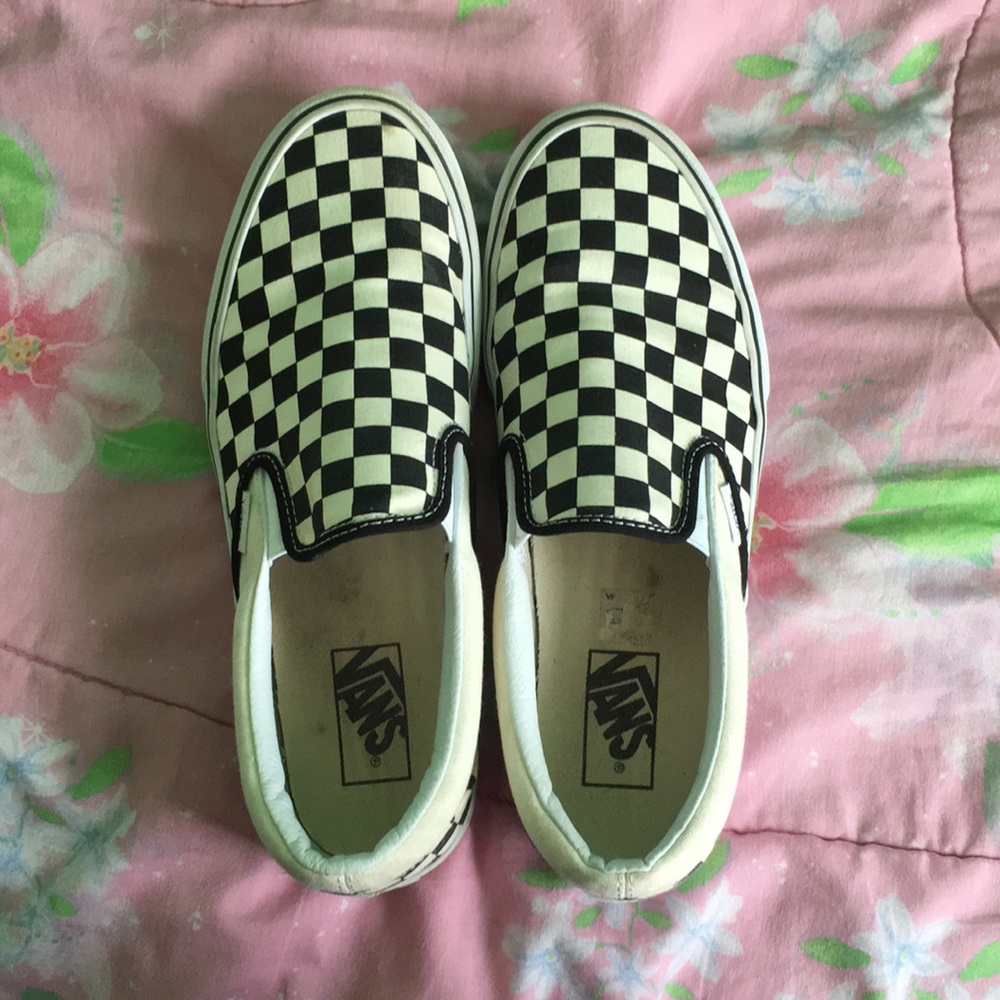 Checkered Vans (Platform)